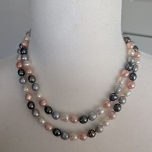 Elegant Multicolor Natural Pearl Necklace